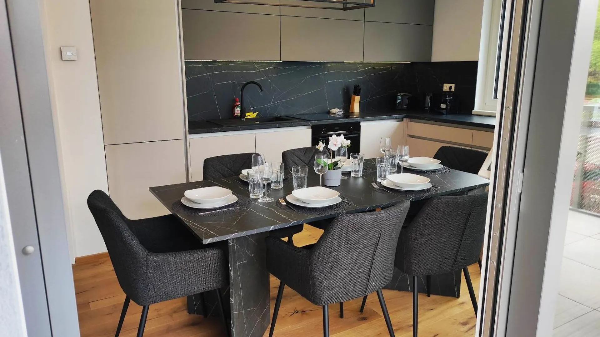 Exklusives Apartment Wien Neben U2 U-Bahn location