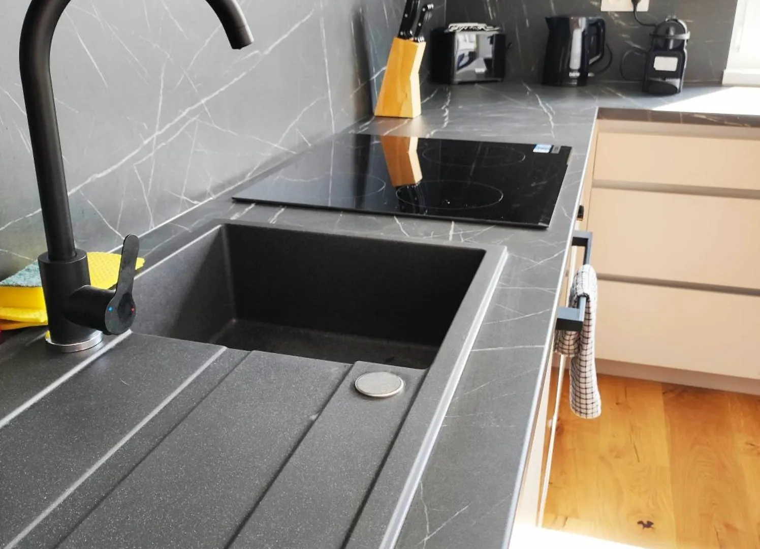 Exklusives Apartment Wien Neben U2 U-Bahn אוסטריה